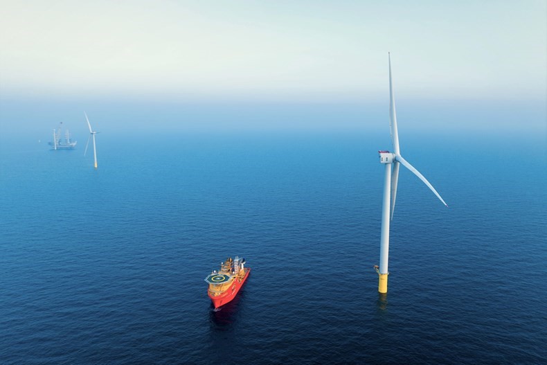 World’s Largest Offshore Wind Farm Starts Producing Power